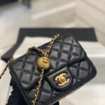CHANEL 方胖小金球 羊皮 黑色