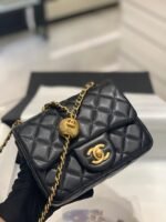 CHANEL 方胖小金球 羊皮 黑色